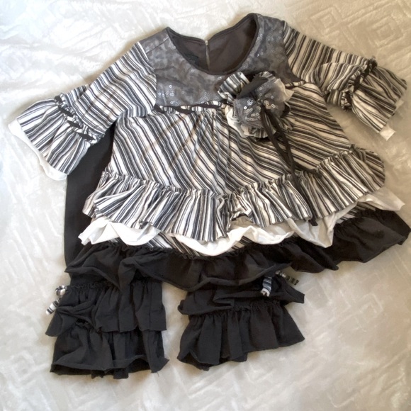 Shirt and Pant set - Picture 1 of 5